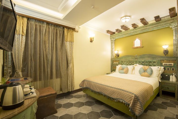 Room 10 of 63