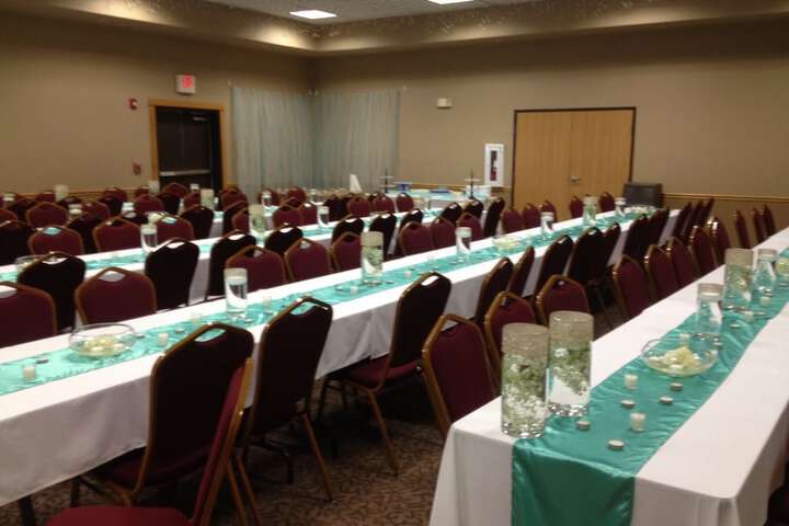 Business Center 38 of 50