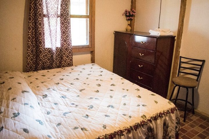 Room 4 of 31