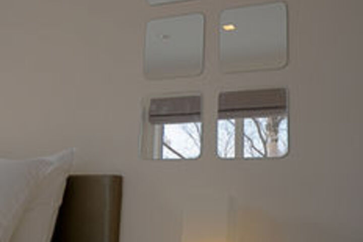 Room 17 of 35
