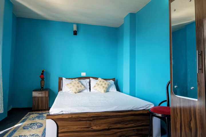 Room 14 of 14