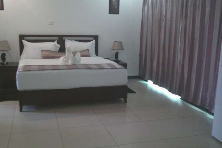 Mikelele Motel