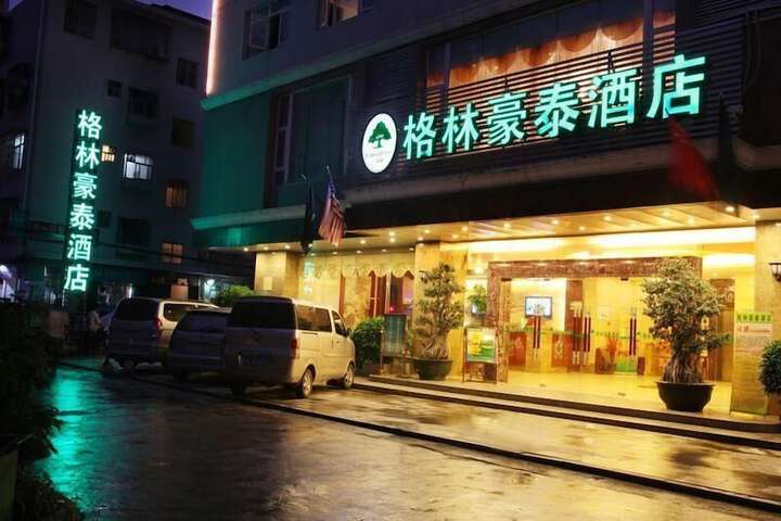 Hotel 16 of 16