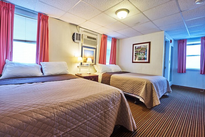 Room 18 of 39
