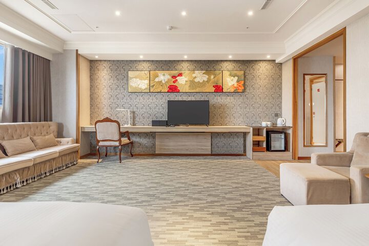 Room 41 of 86