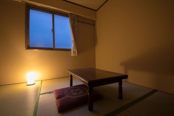 Room 19 of 29