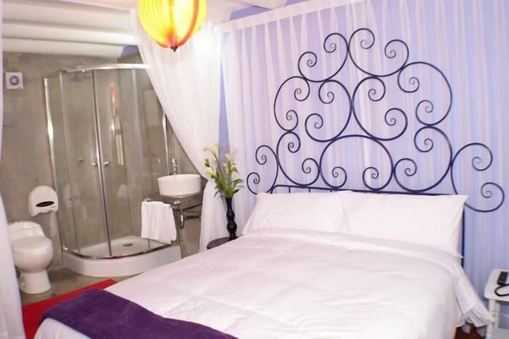 Room 19 of 28