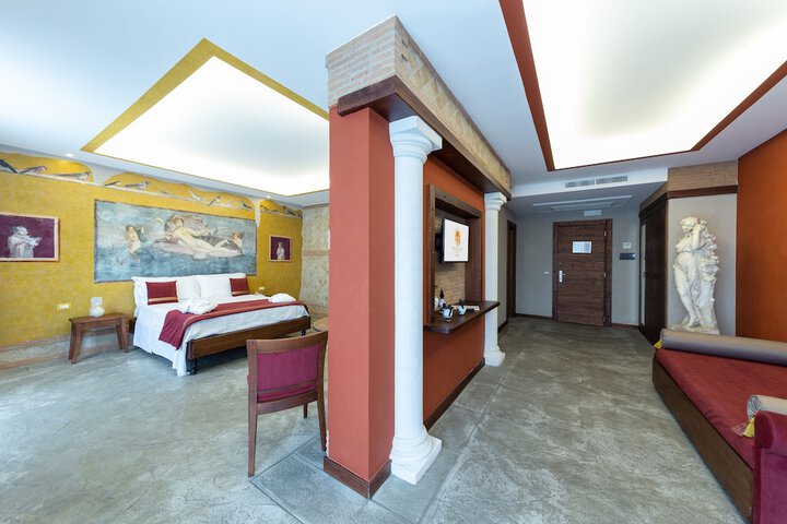 Room 77 of 134