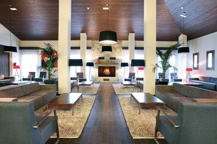 Hotel Lobby