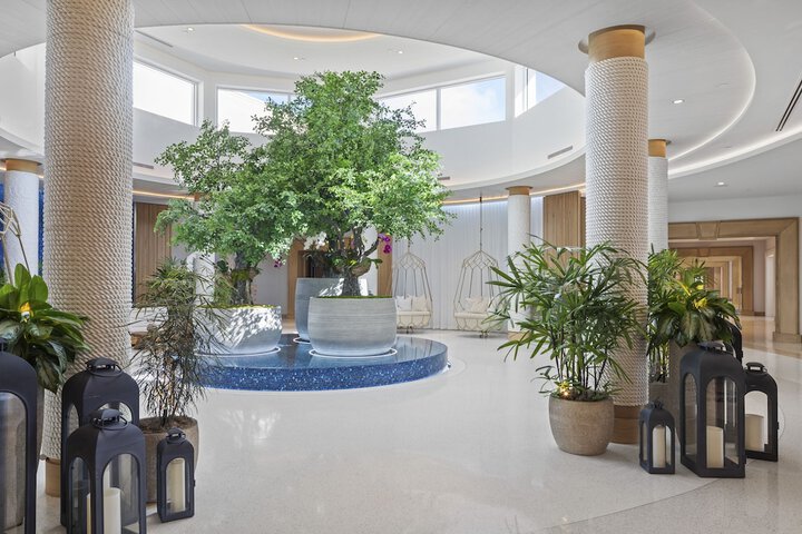 Hotel Interior 4 of 97