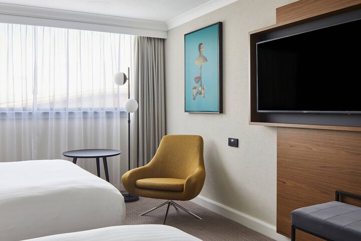 Room 10 of 53