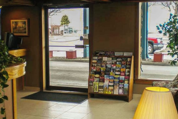 Guest Lobby
