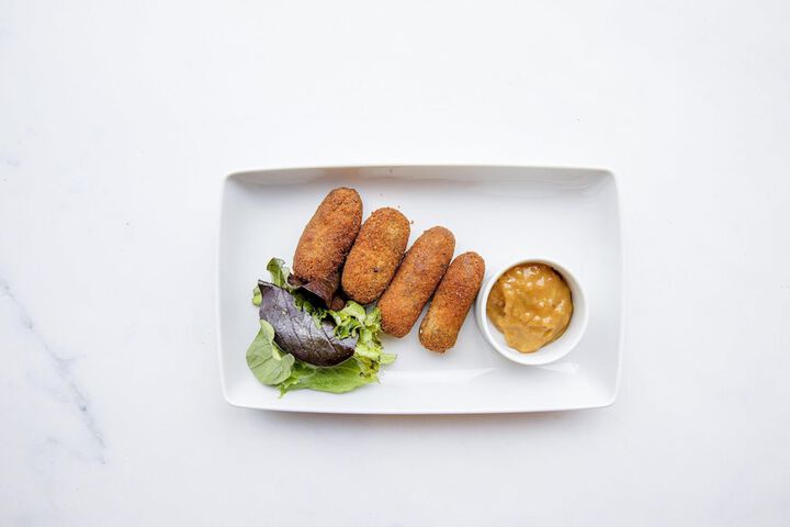Dining 86 of 118