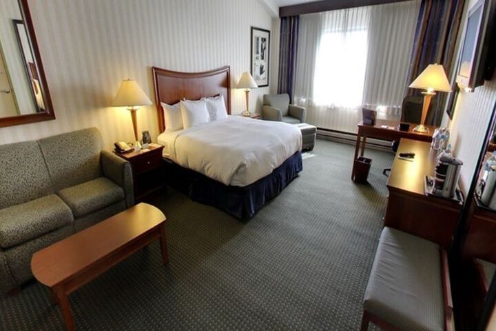 Room 6 of 45
