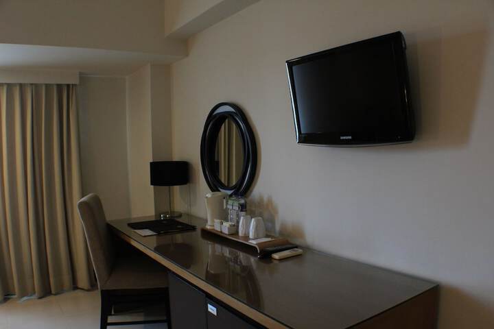 Room 17 of 57