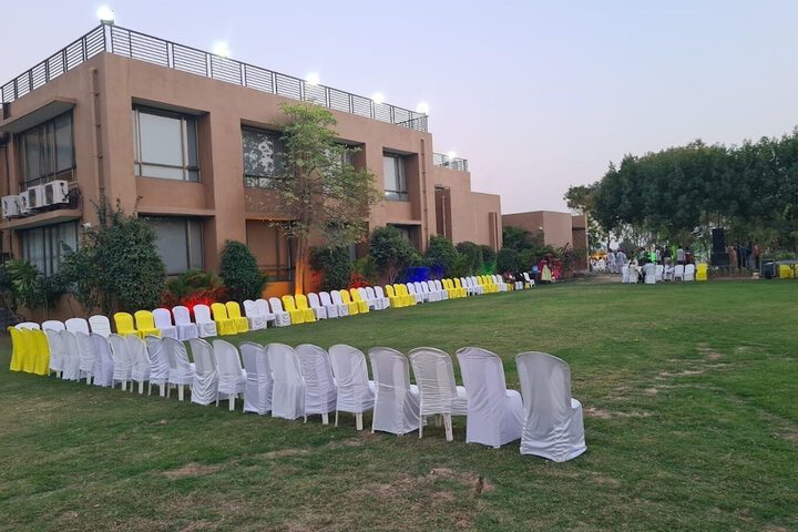 Hotel Exterior 10 of 10