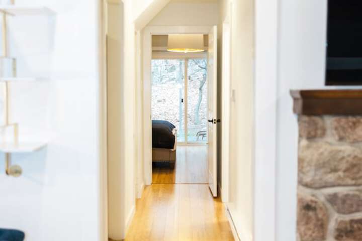 Room 11 of 25