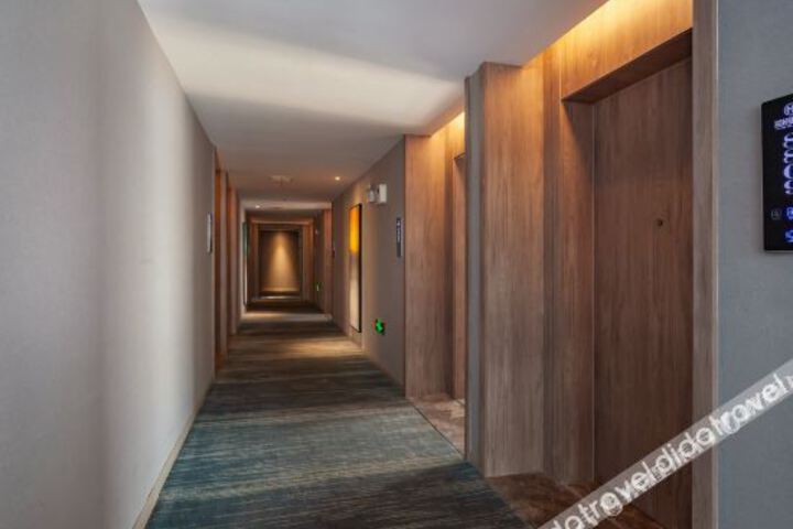 Hotel Interior 13 of 26