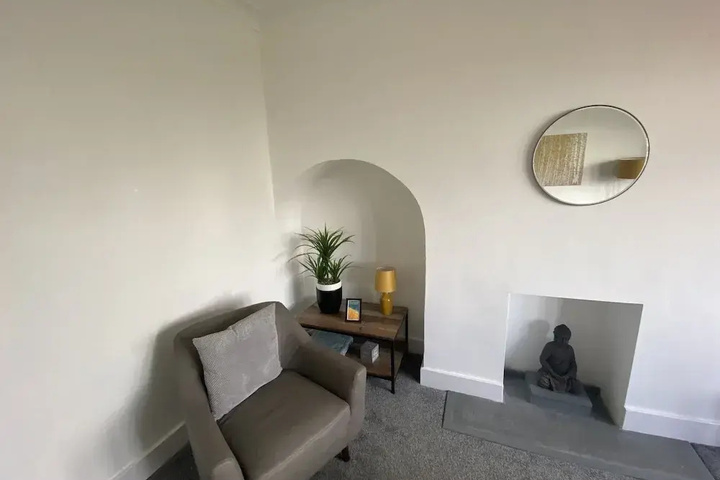 Room 12 of 17
