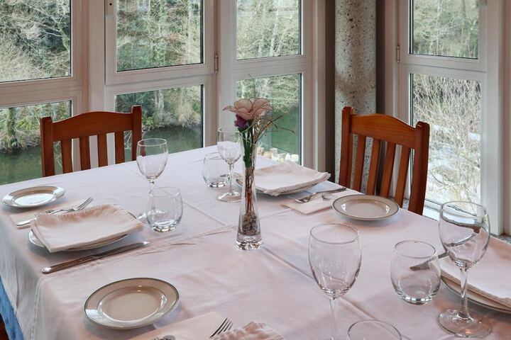 Dining 26 of 62