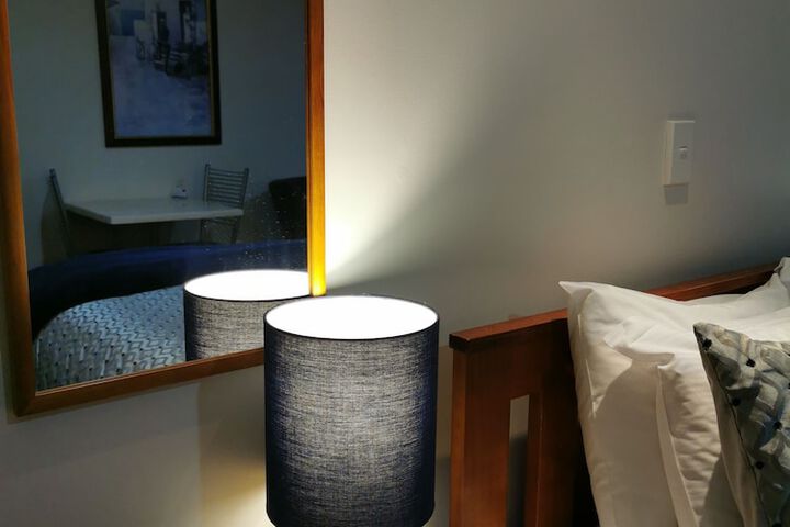 Room 8 of 48