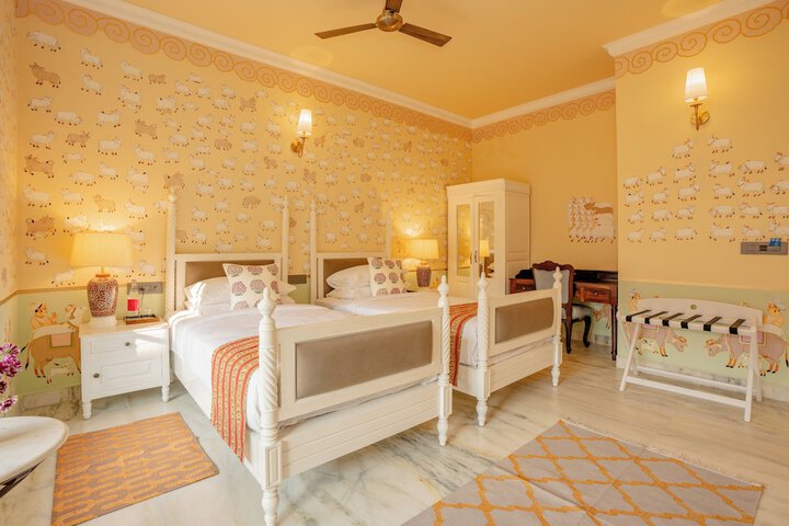 Room 5 of 48