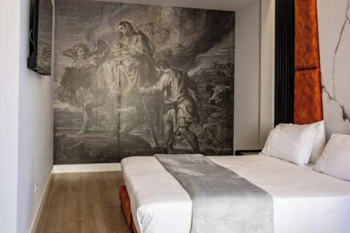 Room 67 of 132