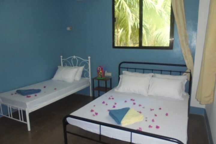 Room 6 of 63