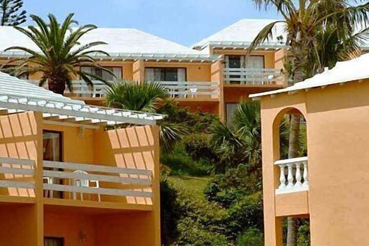 Hotel Exterior 36 of 46