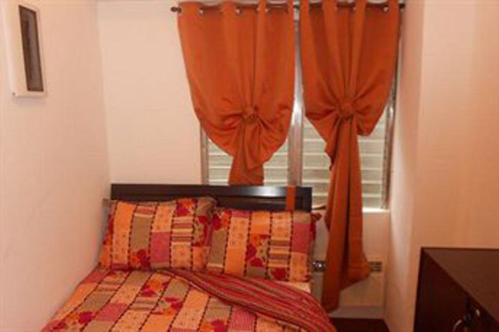 Room 11 of 21