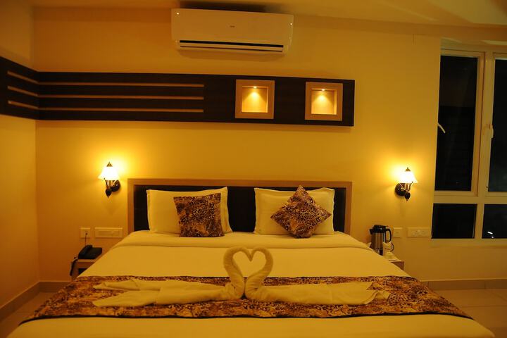 Room 4 of 4