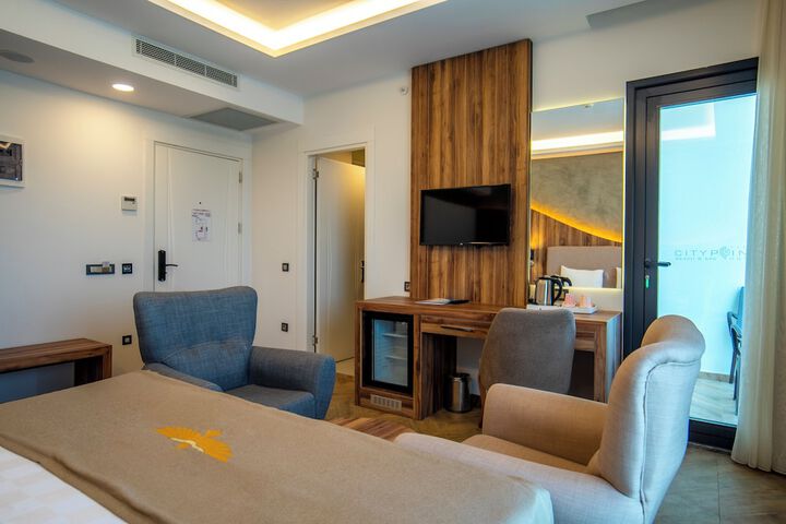Room 37 of 159
