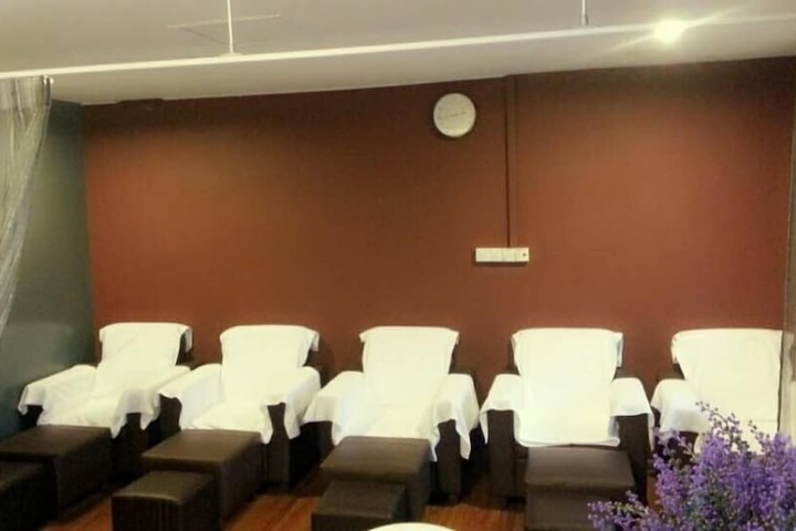 Room 14 of 15