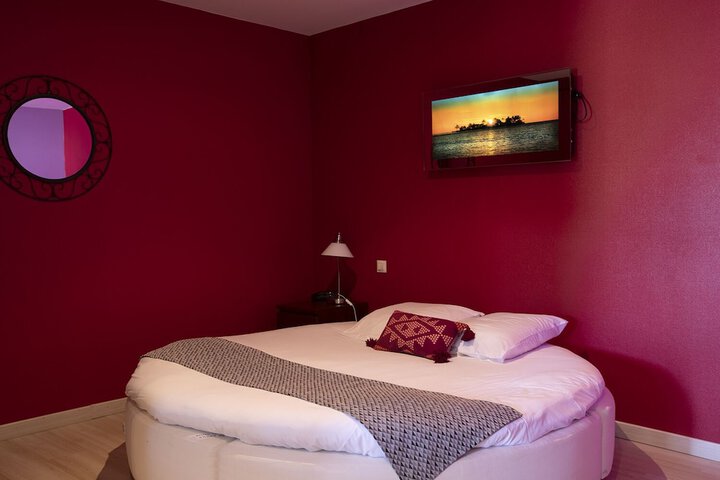 Room 16 of 54