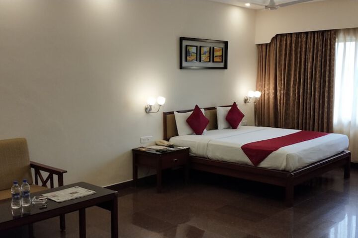 Room 3 of 74