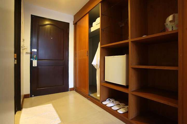 Room amenity