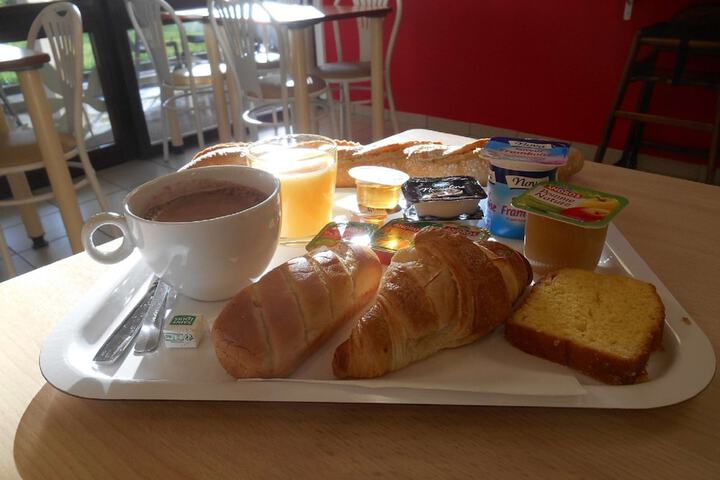 Breakfast/Coffee Service 29 of 41