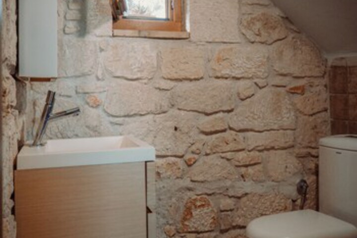 Room 3 of 14