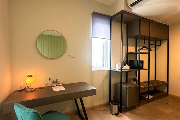Room 16 of 49