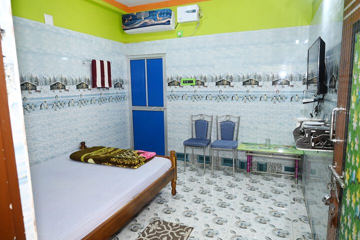Room 7 of 22