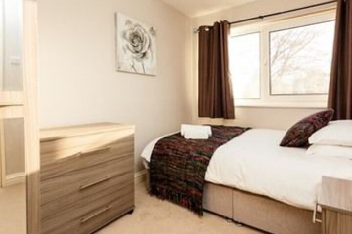 Room 14 of 36