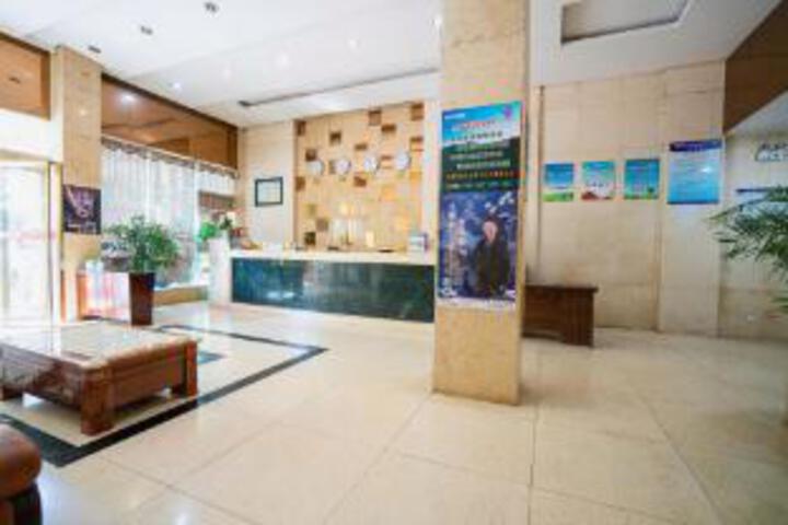 Lilong Hotel (Baiyang Road Branch)