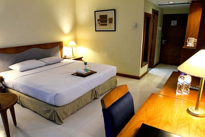 Room 14 of 35