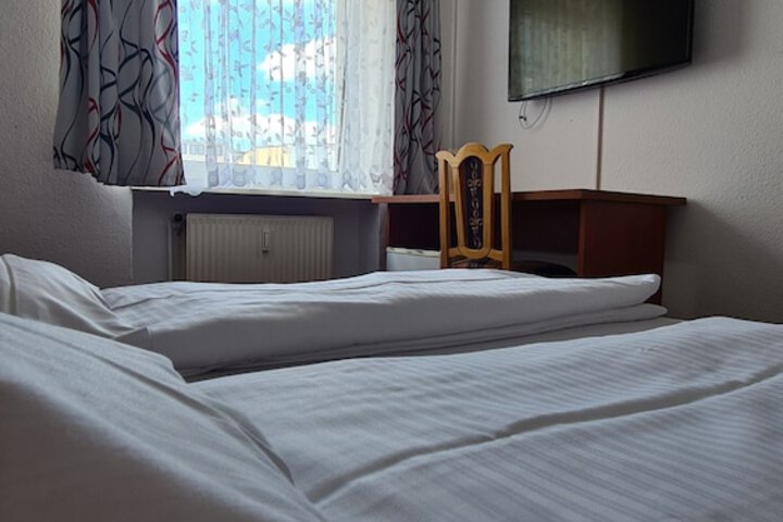 Room 19 of 91