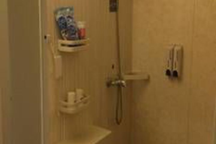 Room 44 of 67