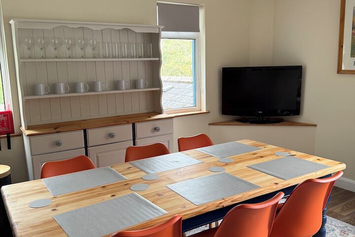 Room 105 of 210