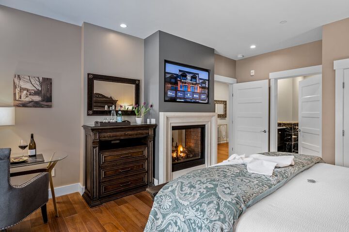 Room 8 of 31