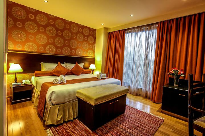 Room 10 of 39