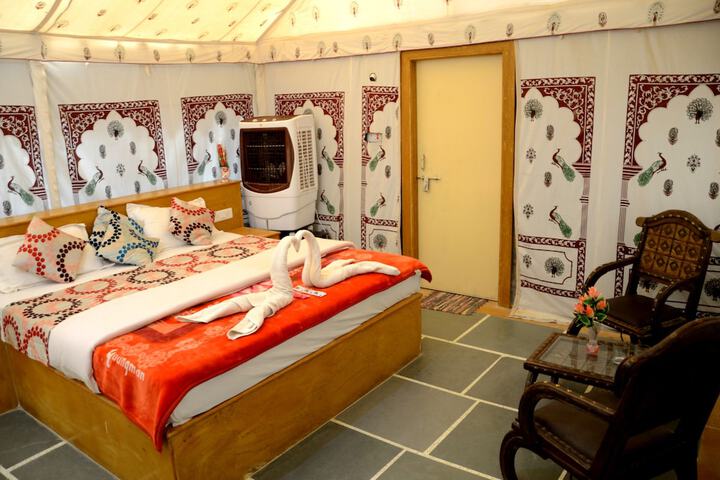 Room 28 of 59
