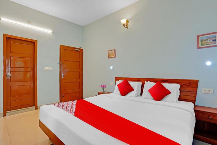 OYO Flagship 805186 Hotel Adara Residency